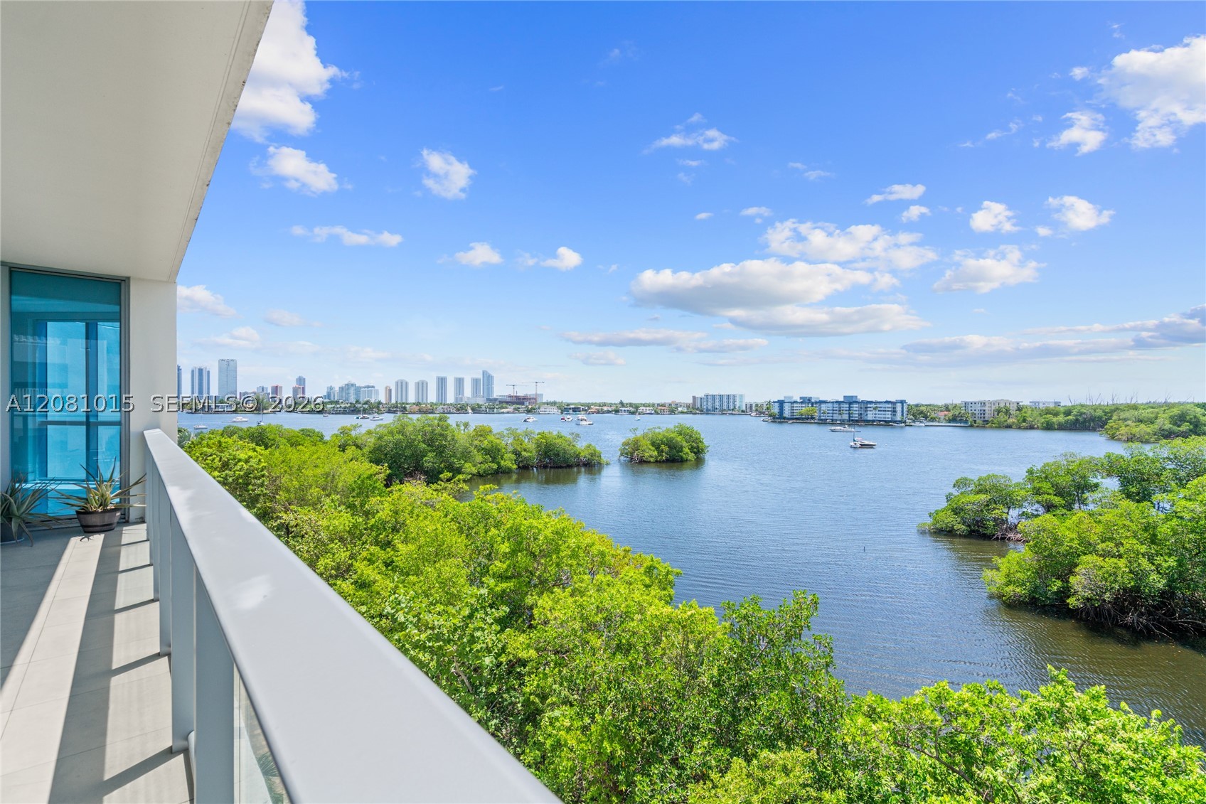 17111 Biscayne Blvd #402, North Miami Beach FL 33160