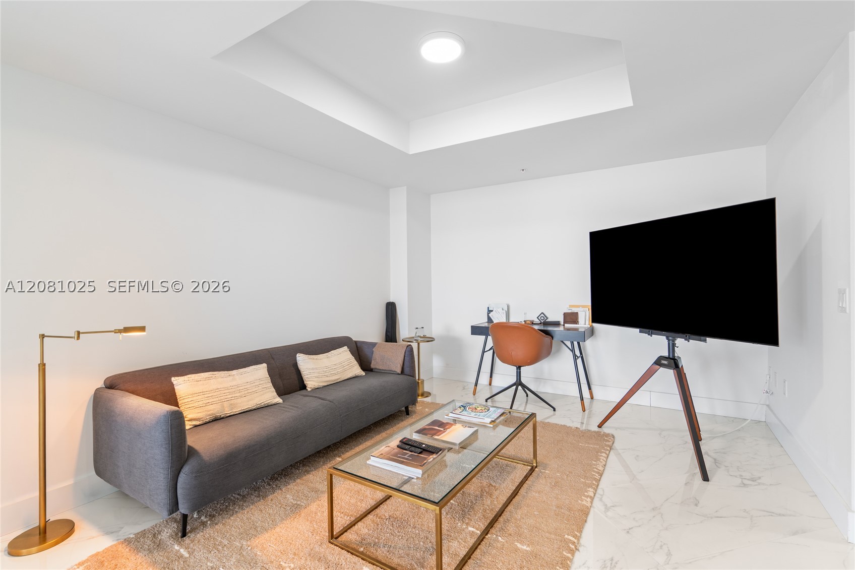17111 Biscayne Blvd #402, North Miami Beach FL 33160