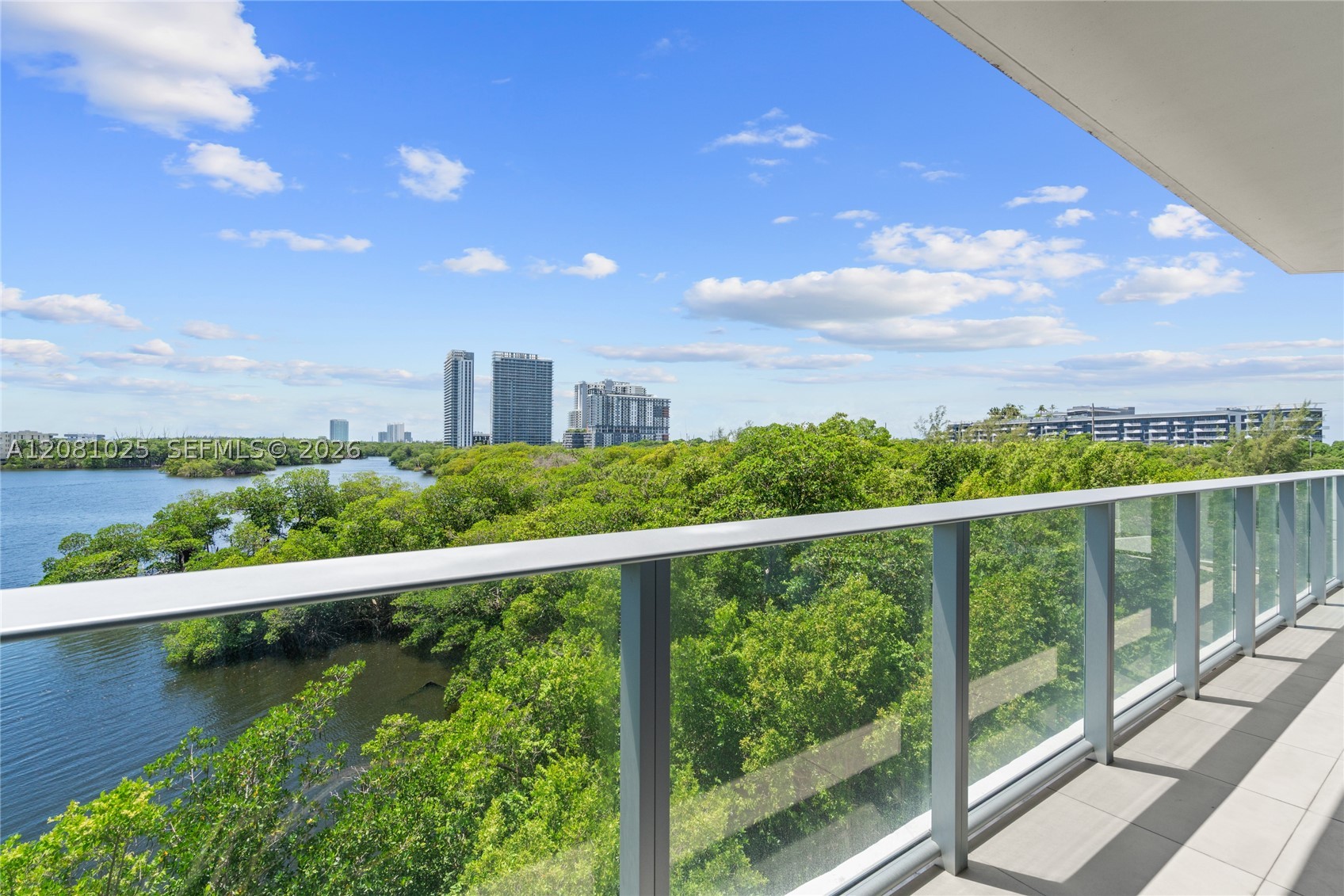 17111 Biscayne Blvd #402, North Miami Beach FL 33160