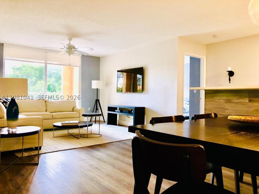 19999 E COUNTRY CLUB DR #1401, Aventura FL 33180