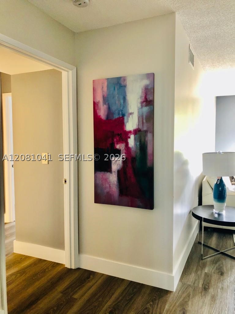 19999 E COUNTRY CLUB DR #1401, Aventura FL 33180