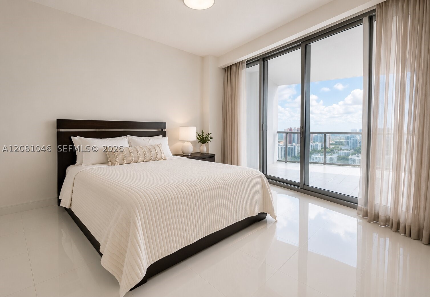 17121 Collins Ave #1905, Sunny Isles Beach FL 33160