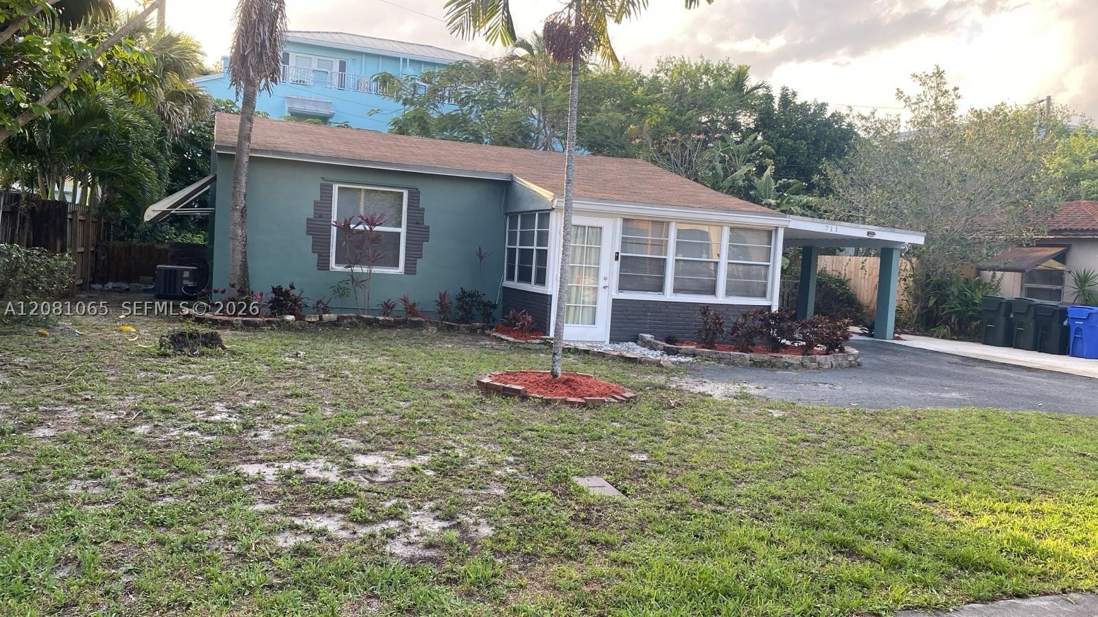 711 SW 9th Ave, Fort Lauderdale FL 33315