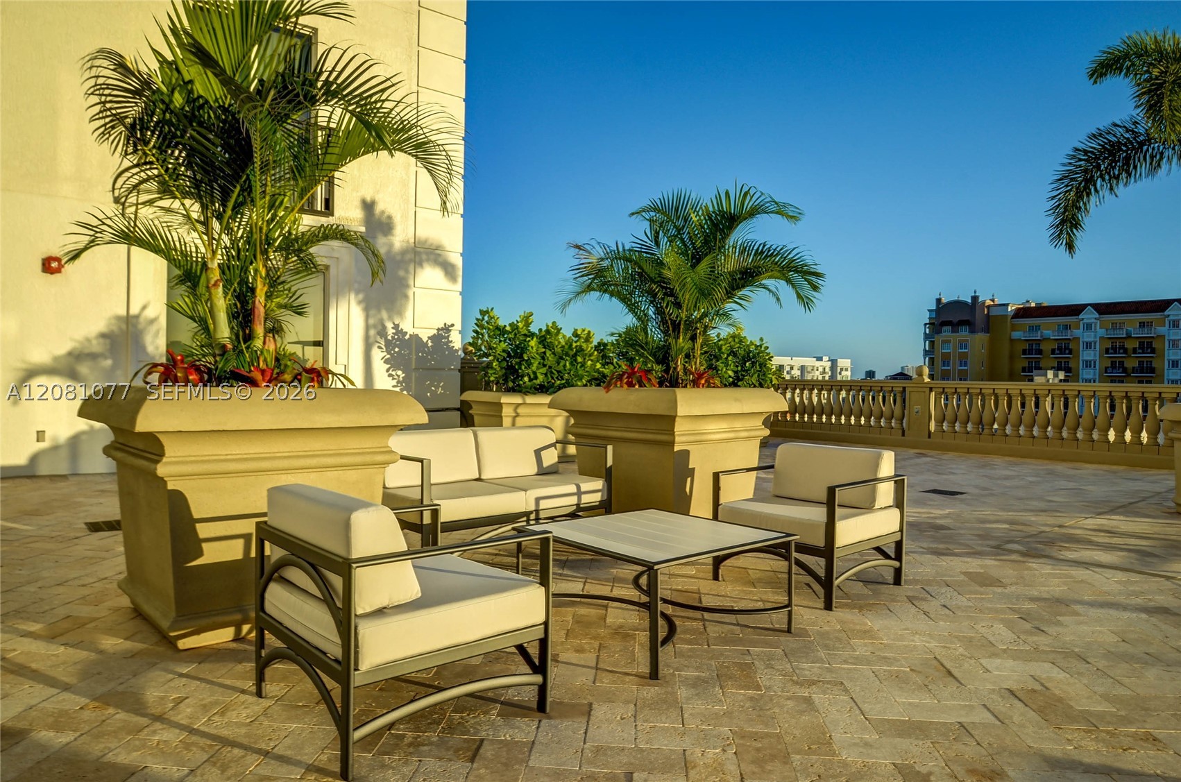 10 Aragon Ave #1120, Coral Gables FL 33134