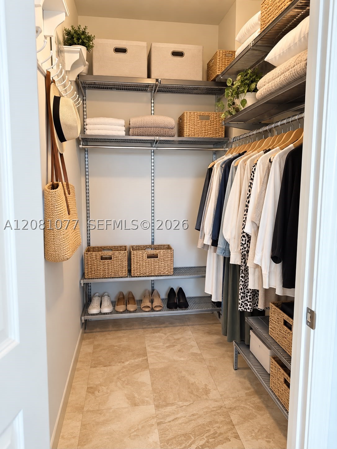 10 Aragon Ave #1120, Coral Gables FL 33134