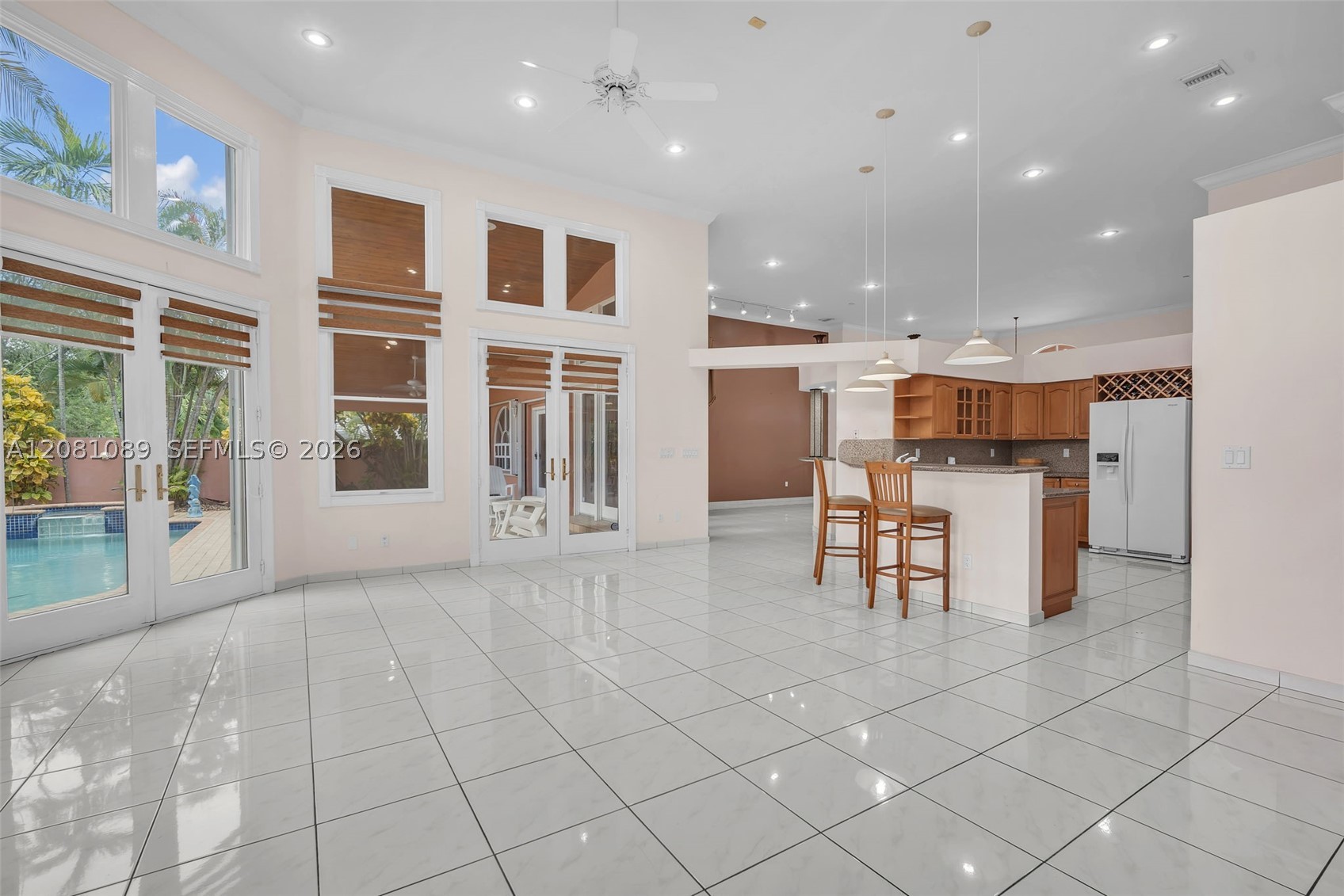 10485 NW 132nd St, Hialeah Gardens FL 33018