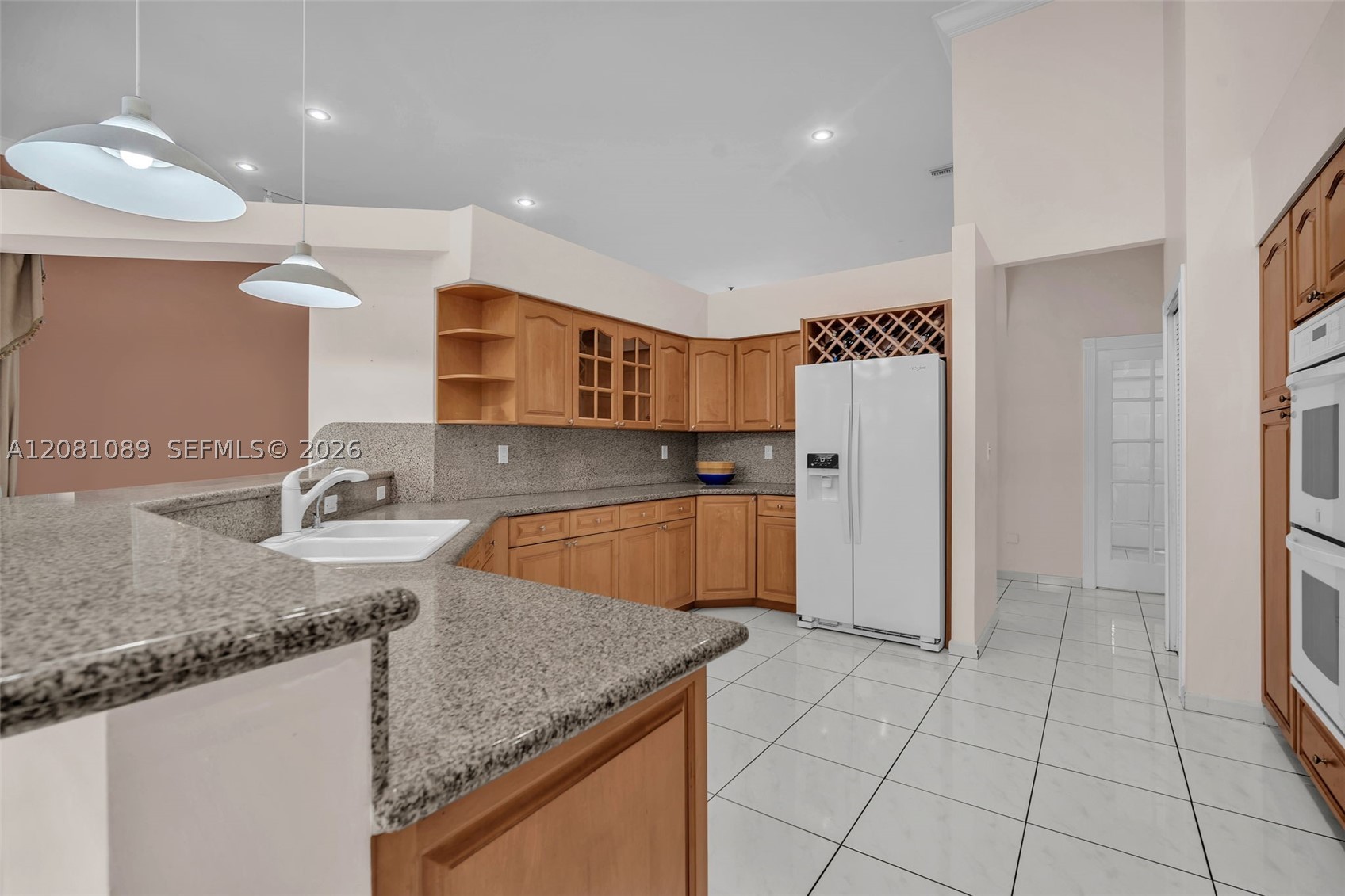 10485 NW 132nd St, Hialeah Gardens FL 33018