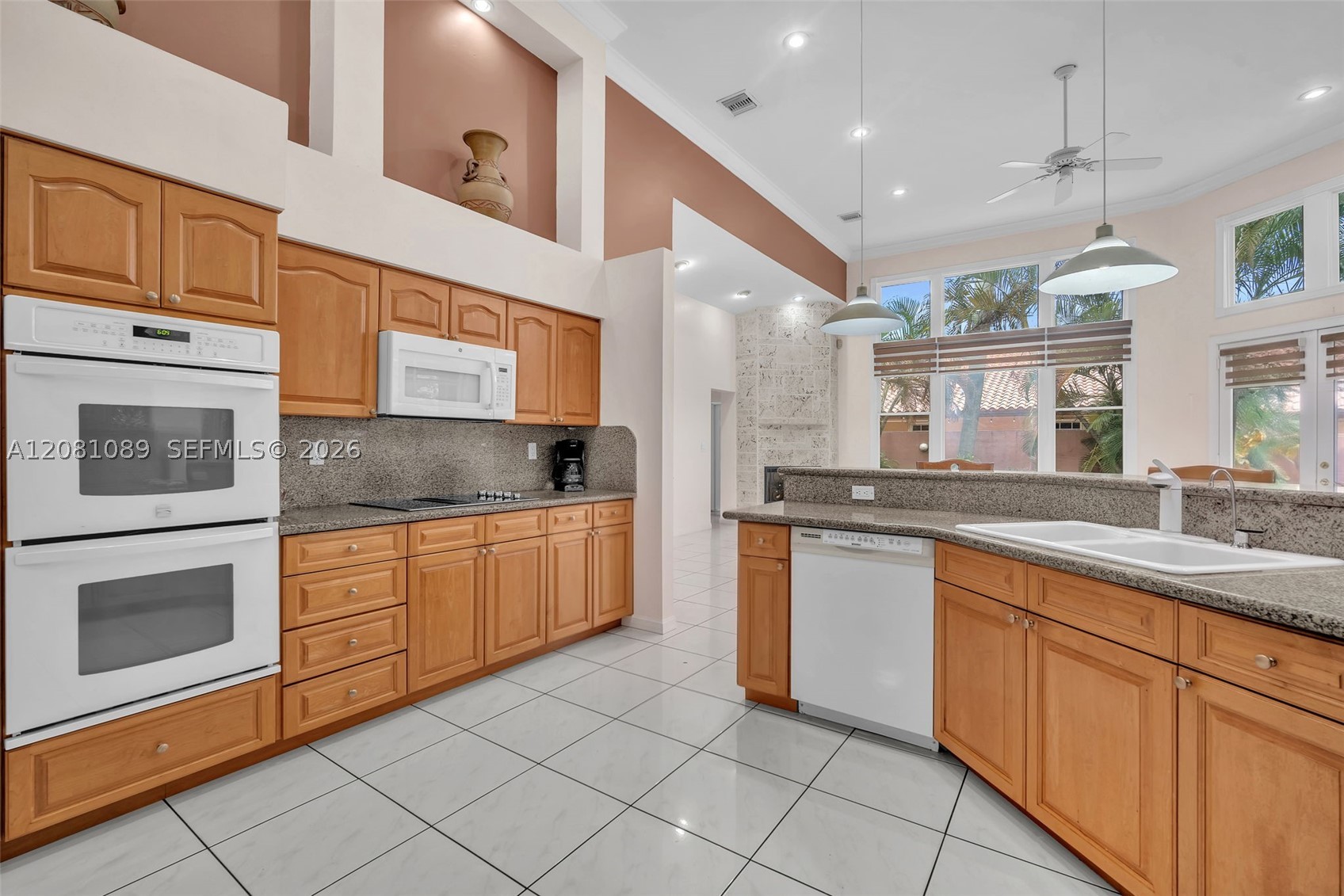 10485 NW 132nd St, Hialeah Gardens FL 33018