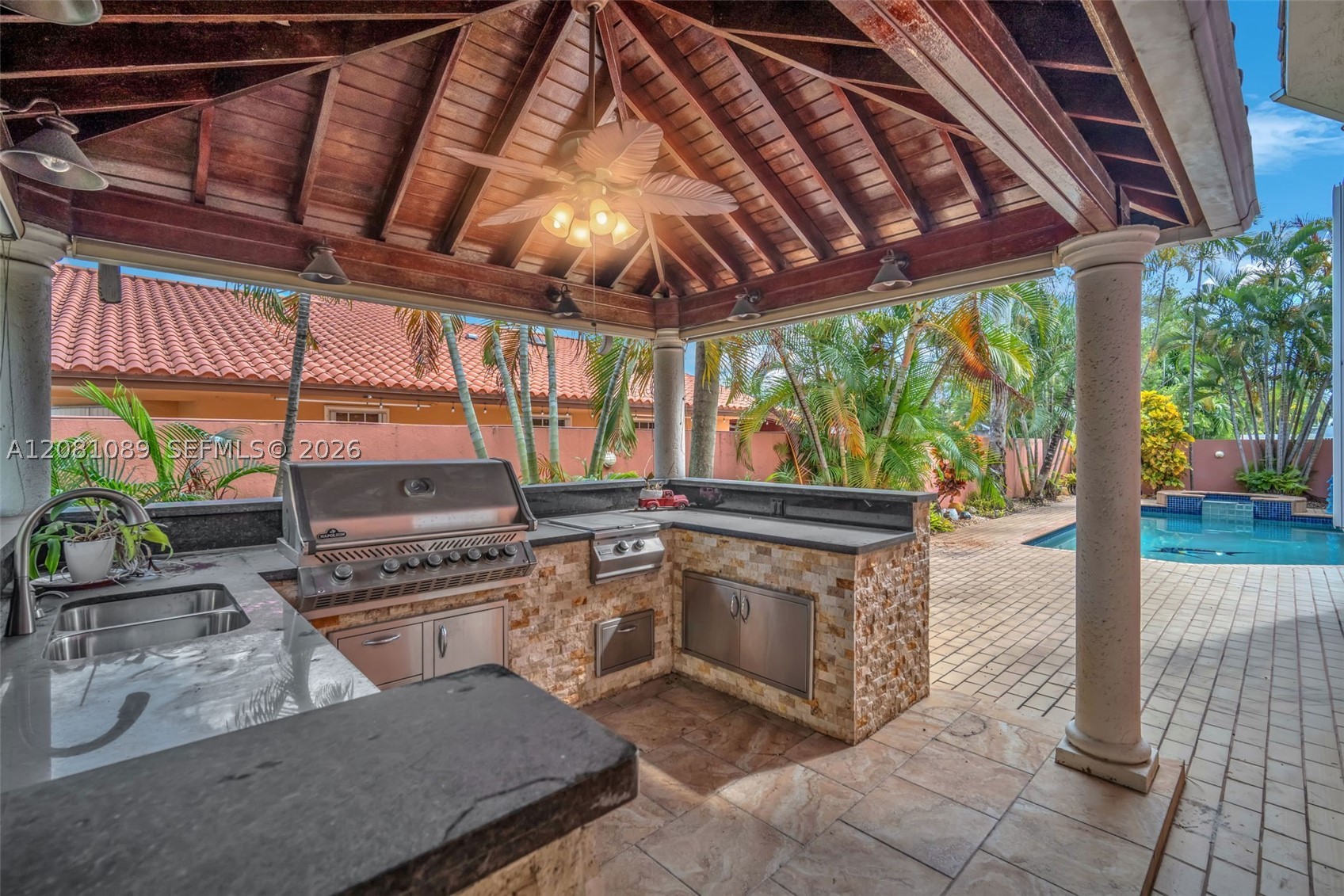 10485 NW 132nd St, Hialeah Gardens FL 33018