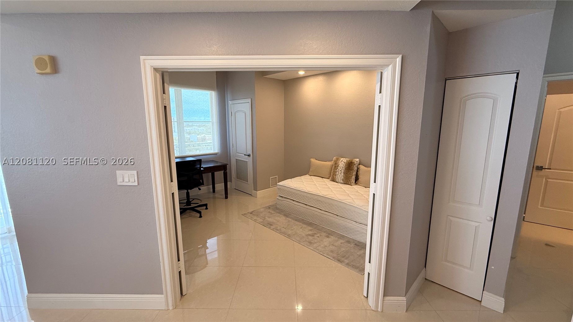 1830 Radius Dr #1114, Hollywood FL 33020