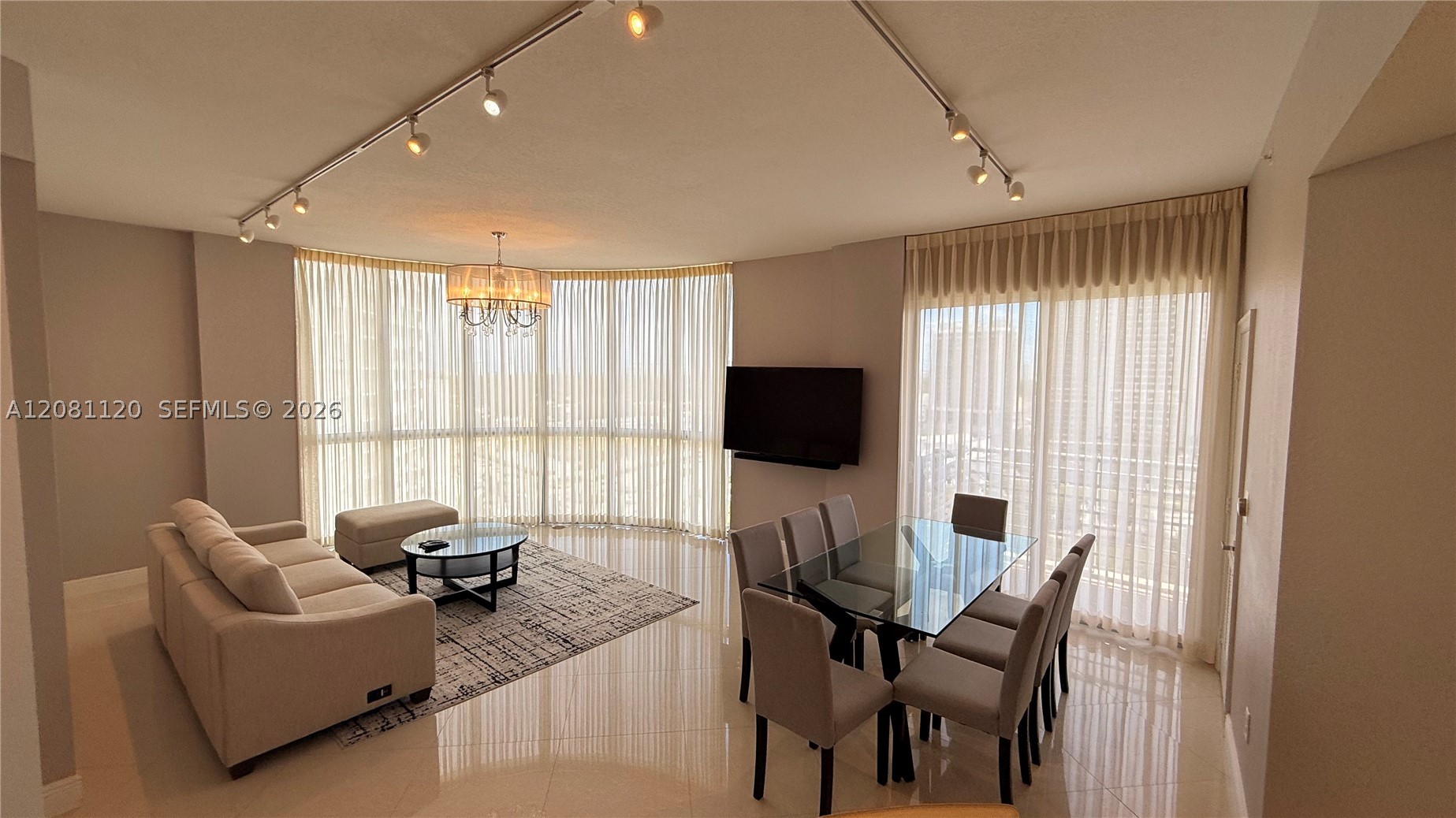 1830 Radius Dr #1114, Hollywood FL 33020