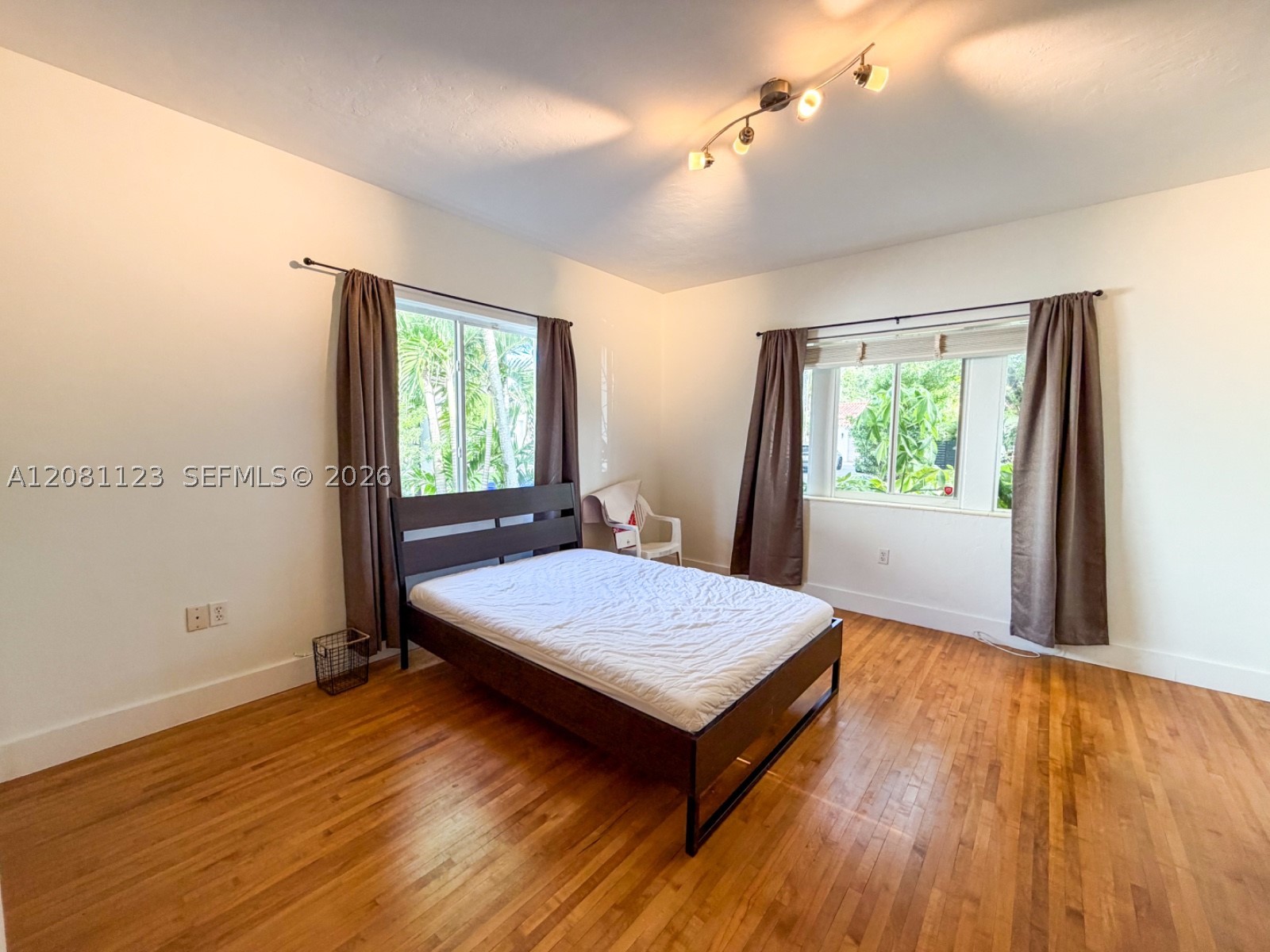 441 NE 53rd St #0, Miami FL 33137