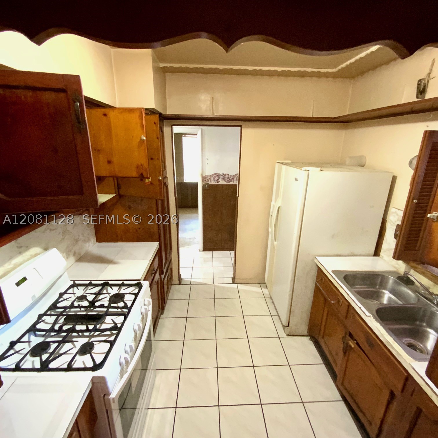 651 Jann Ave, Opa Locka FL 33054