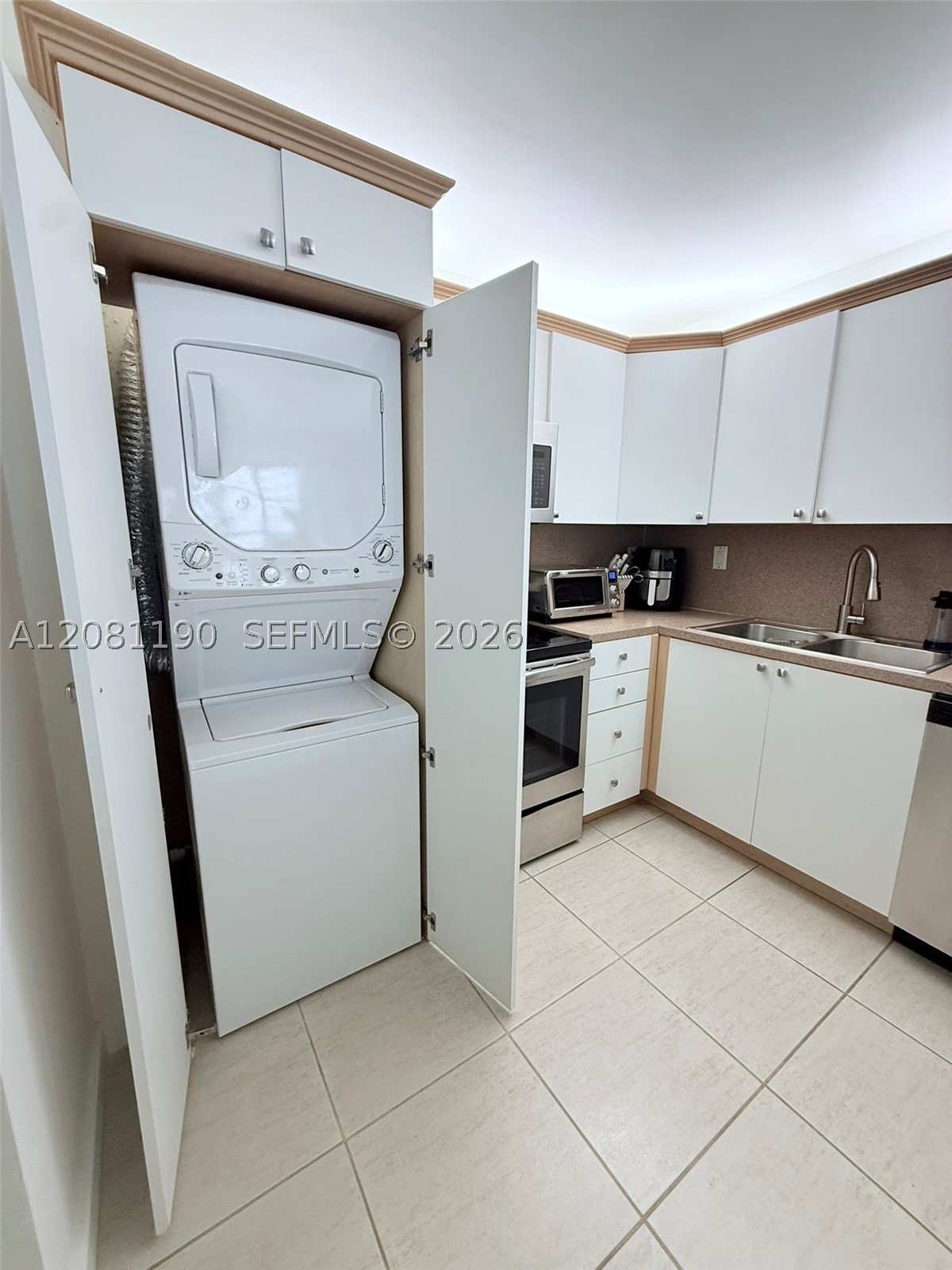 1865 Brickell Ave #A1602, Miami FL 33129