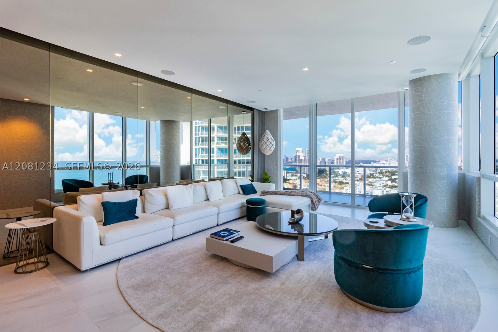 100 S Pointe Dr #2409, Miami Beach FL 33139