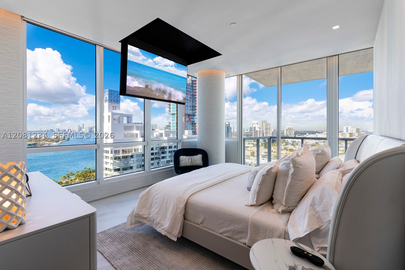 100 S Pointe Dr #2409, Miami Beach FL 33139