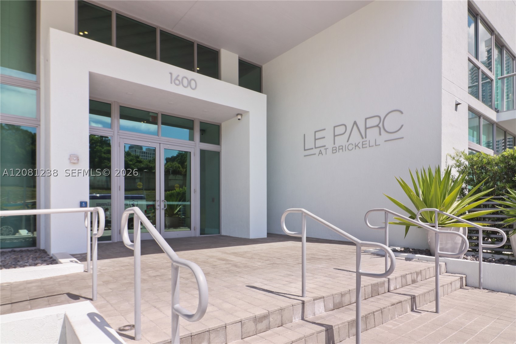 1600 SW 1st Ave #512, Miami FL 33129