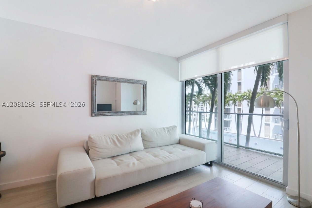 1600 SW 1st Ave #512, Miami FL 33129