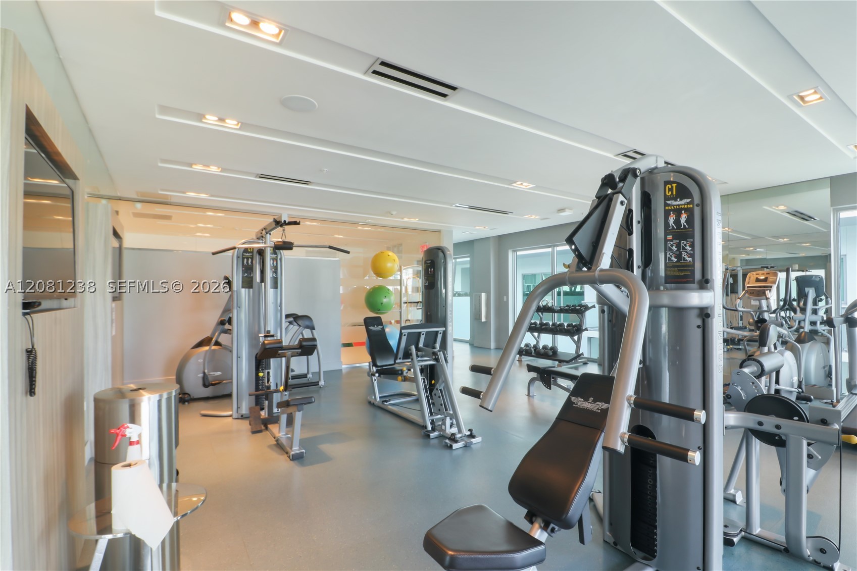1600 SW 1st Ave #512, Miami FL 33129