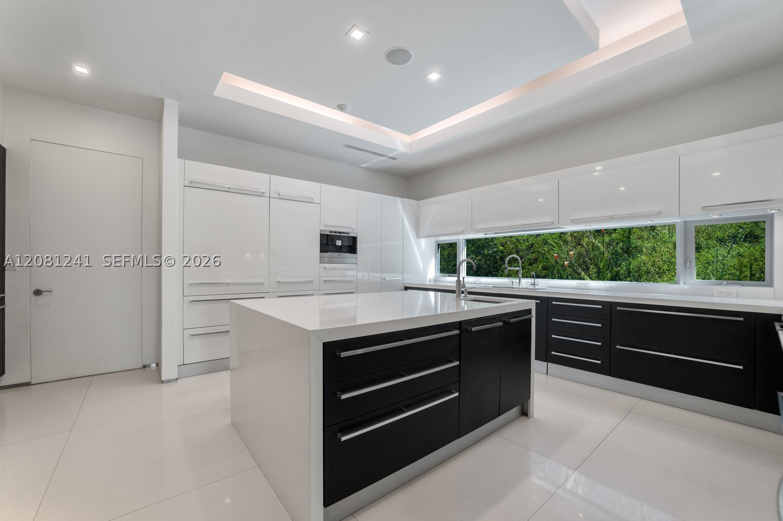9407 E Broadview Dr, Bay Harbor Islands FL 33154