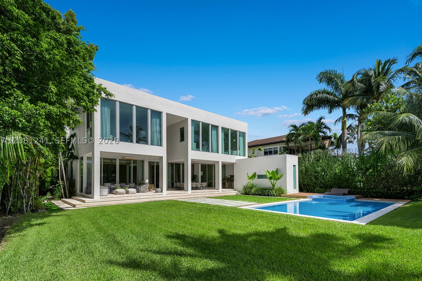 9407 E Broadview Dr, Bay Harbor Islands FL 33154