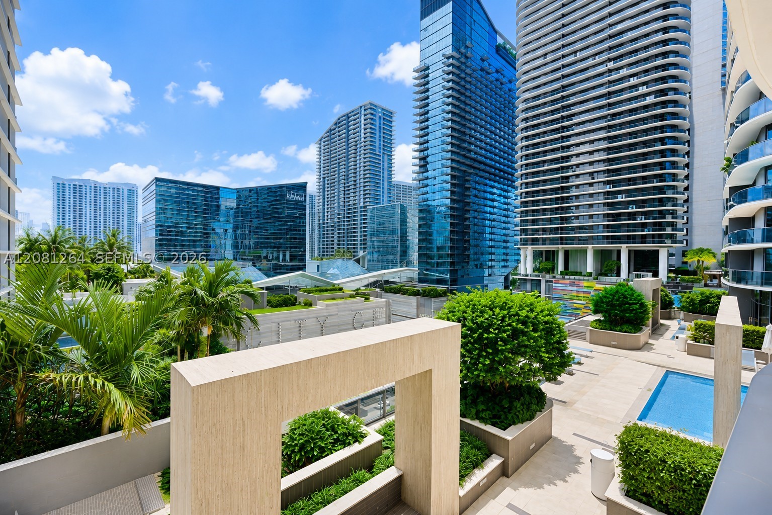 55 SW 9th St #1001, Miami FL 33130