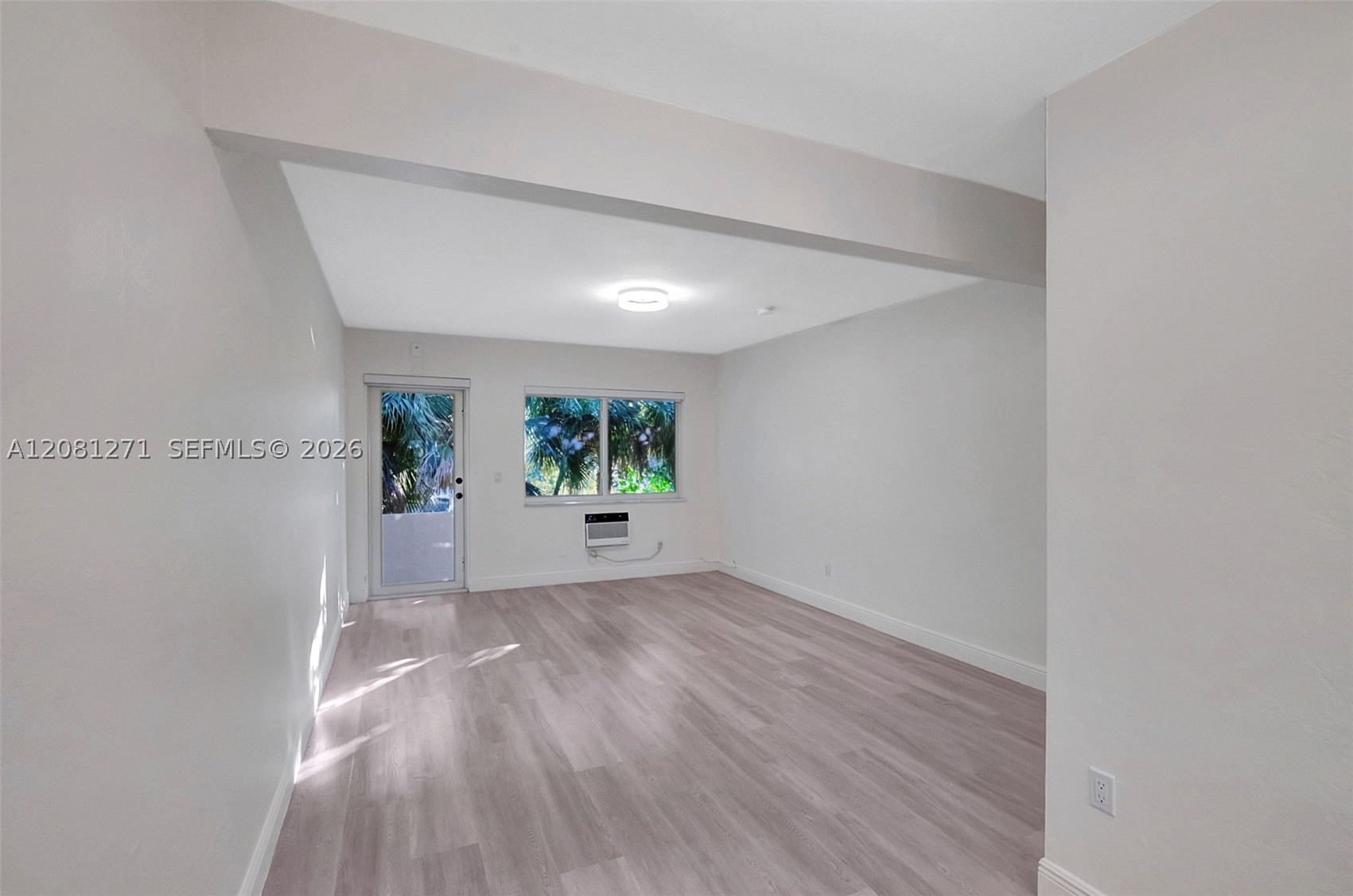 428 Collins Ave #12A, Miami Beach FL 33139