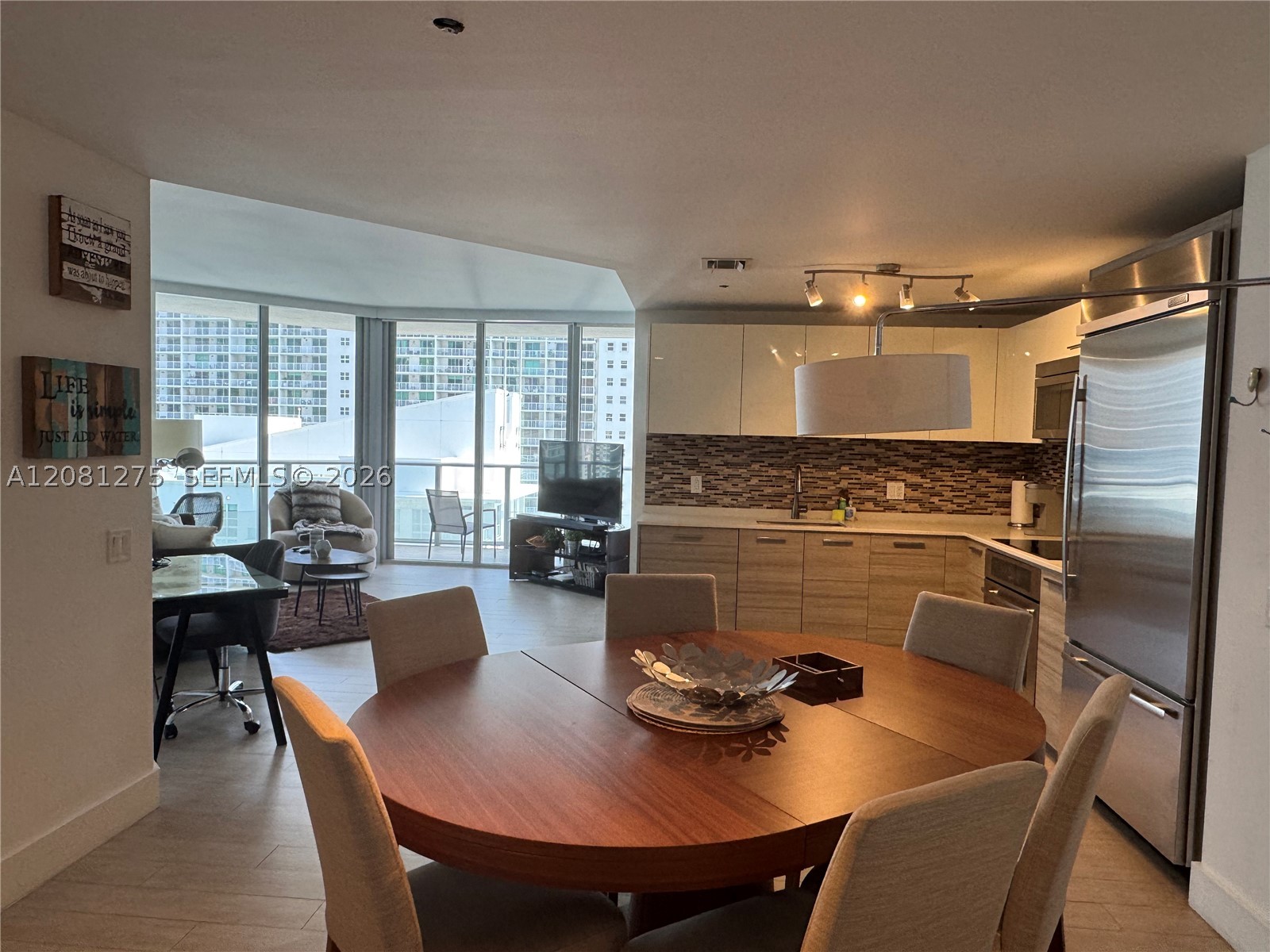 1300 Brickell Bay Dr #2610, Miami FL 33131