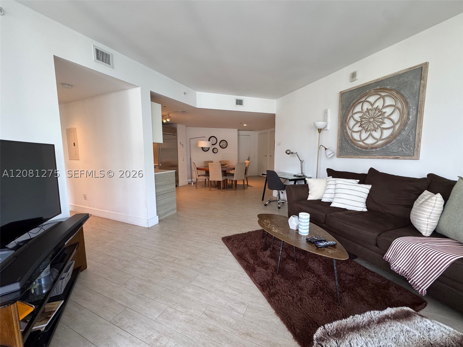 1300 Brickell Bay Dr #2610, Miami FL 33131