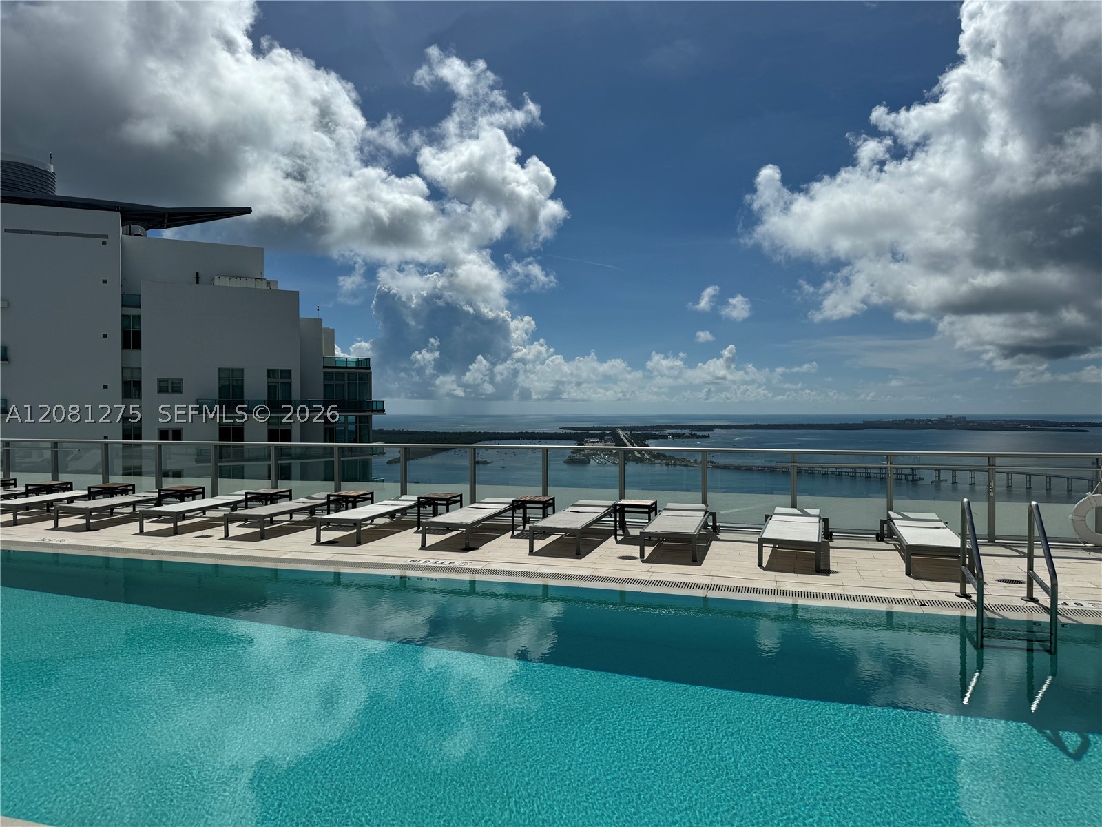 1300 Brickell Bay Dr #2610, Miami FL 33131