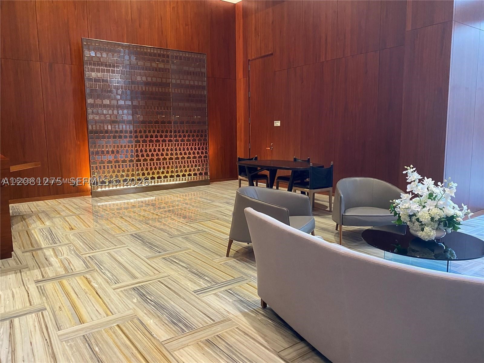 1300 Brickell Bay Dr #2610, Miami FL 33131