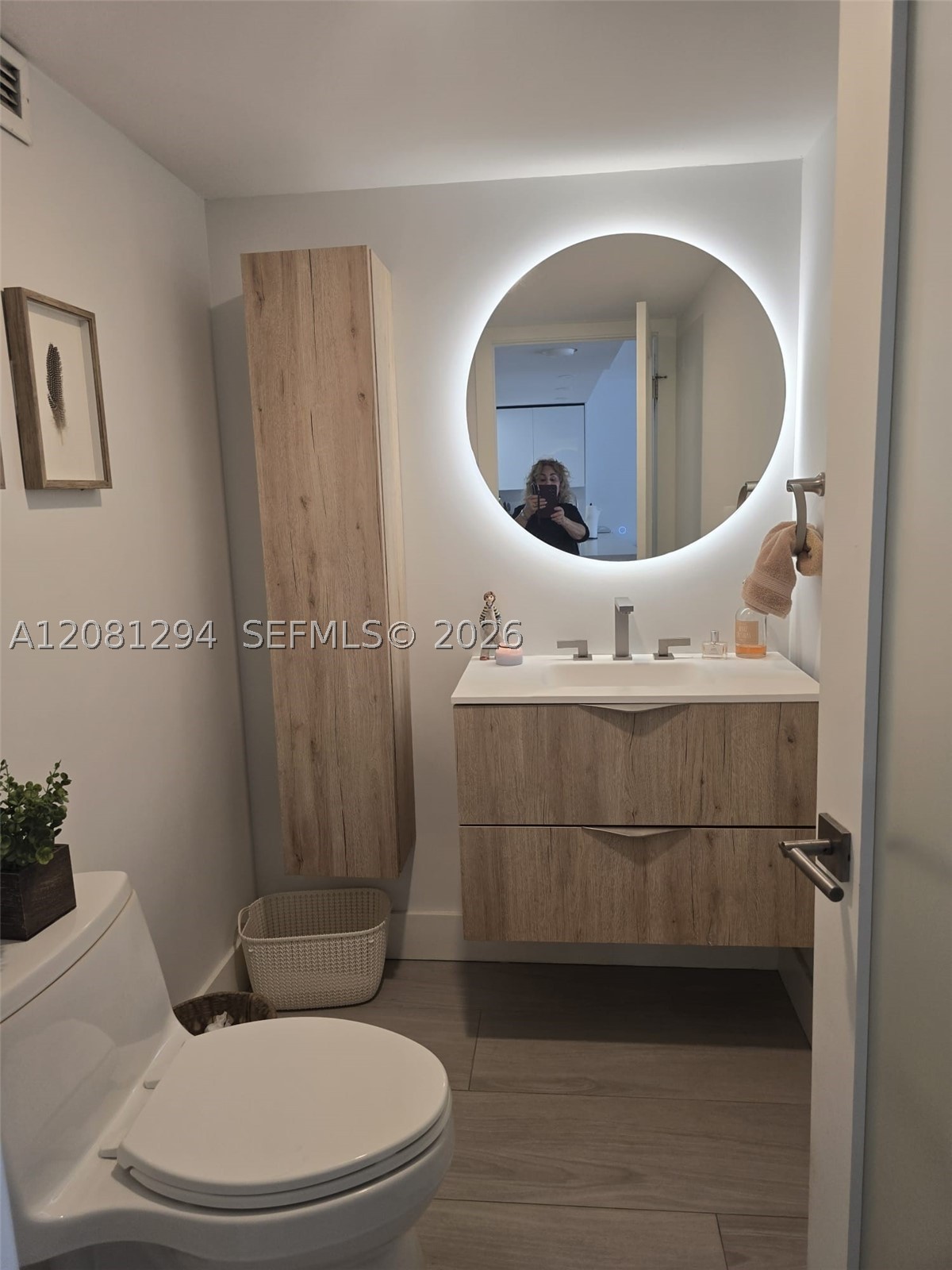 1901 Brickell Ave #B2110, Miami FL 33129