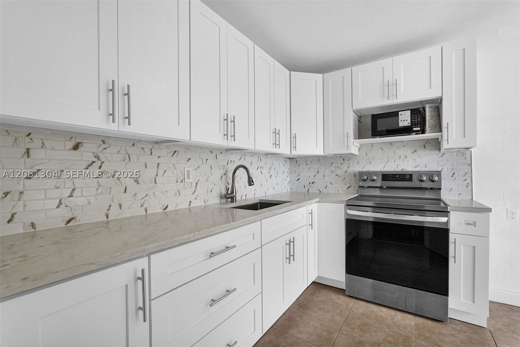 3541 NW 7th Pl #3541, Lauderhill FL 33311