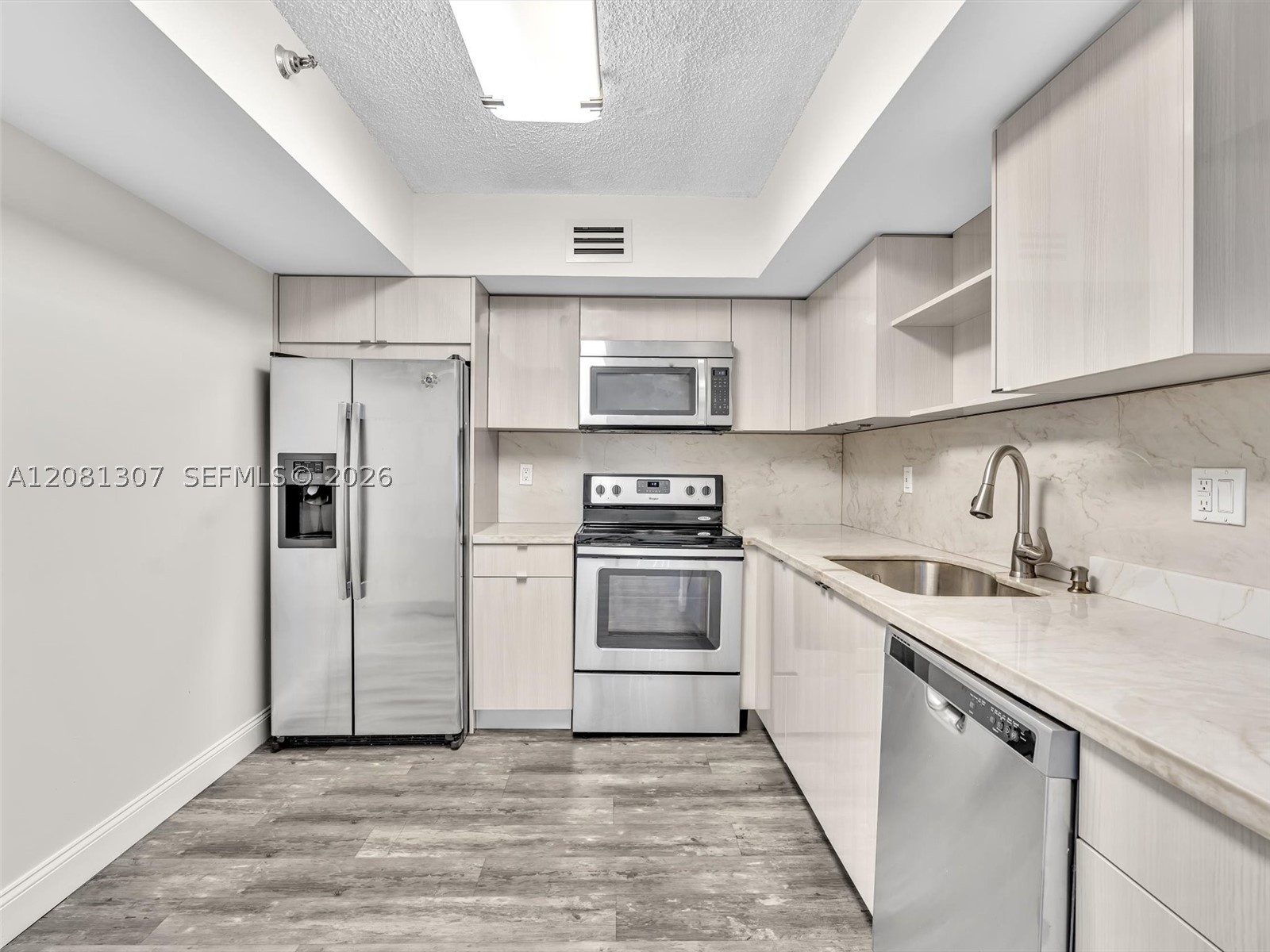 19195 NE 36th Ct #904, Aventura FL 33180
