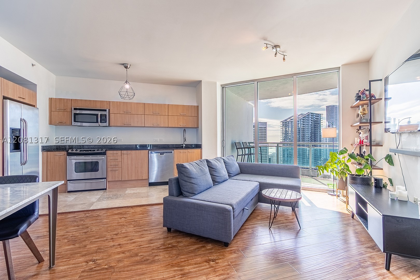 350 S Miami Ave #3914, Miami FL 33130