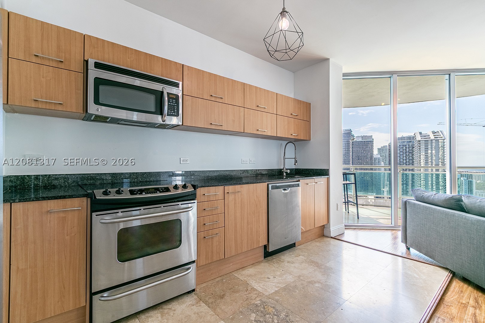 350 S Miami Ave #3914, Miami FL 33130