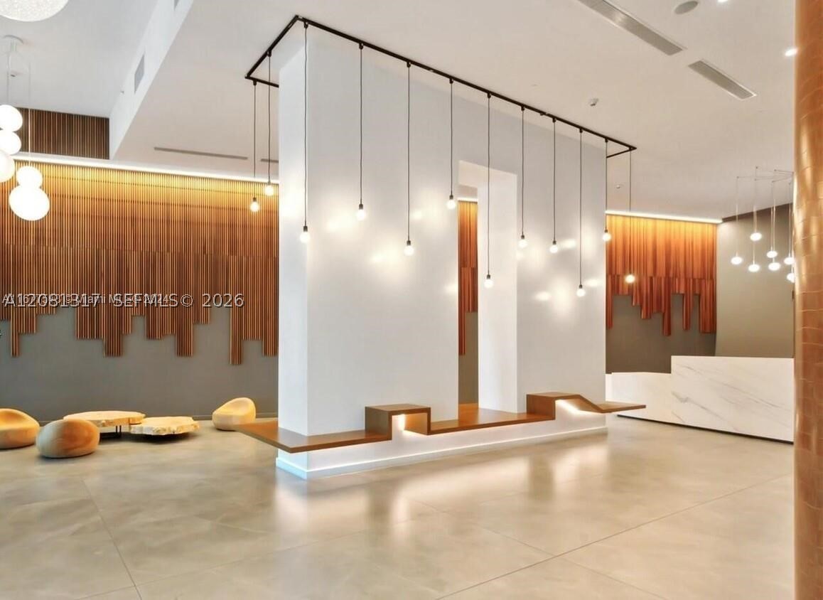 350 S Miami Ave #3914, Miami FL 33130