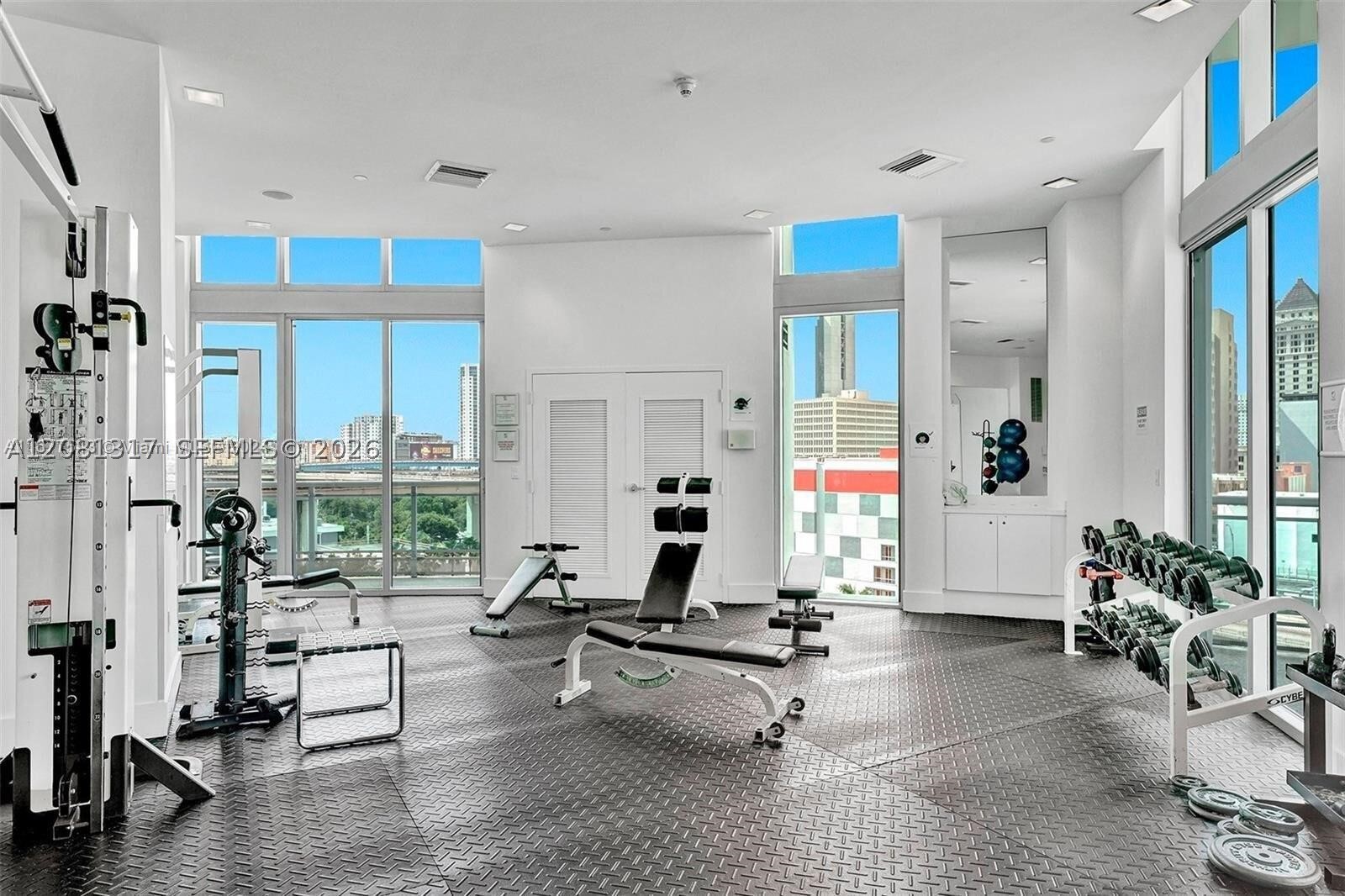 350 S Miami Ave #3914, Miami FL 33130