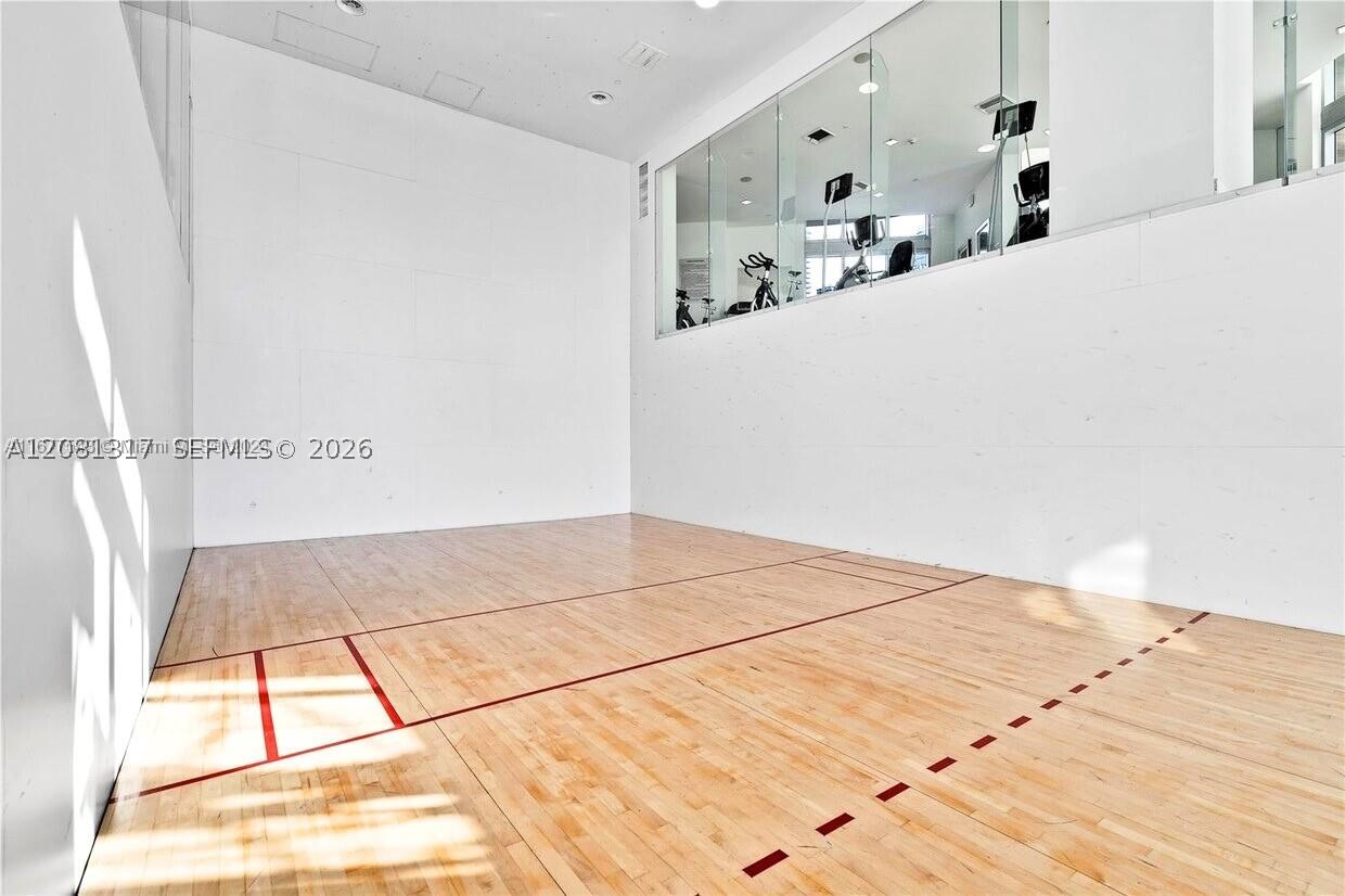 350 S Miami Ave #3914, Miami FL 33130