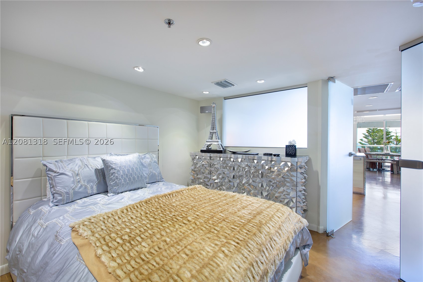 5445 Collins Ave #P2, Miami Beach FL 33140