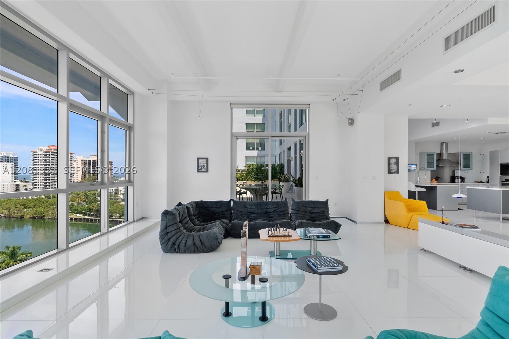 201 Aqua Ave #801, Miami Beach FL 33141
