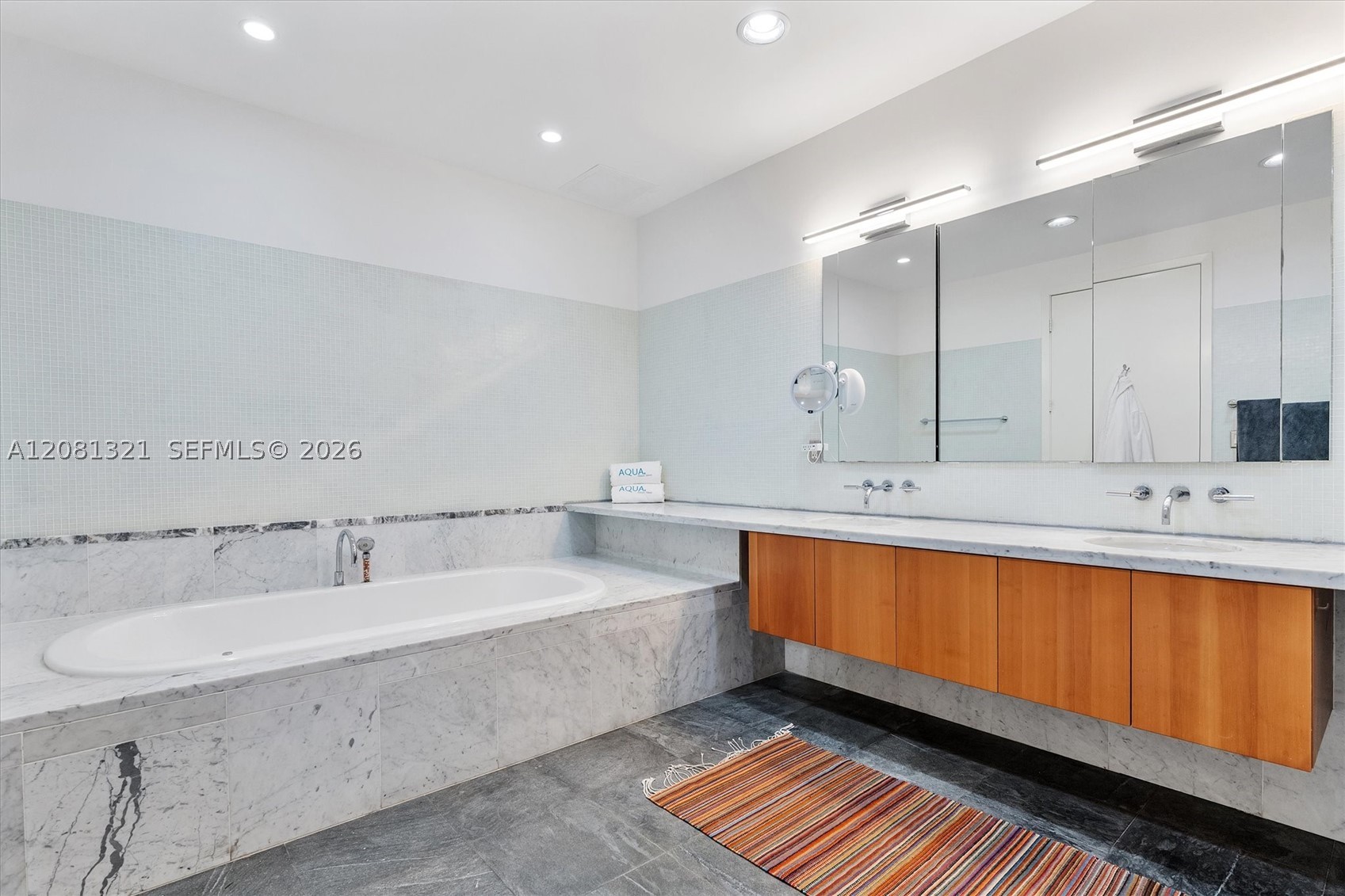 201 Aqua Ave #801, Miami Beach FL 33141