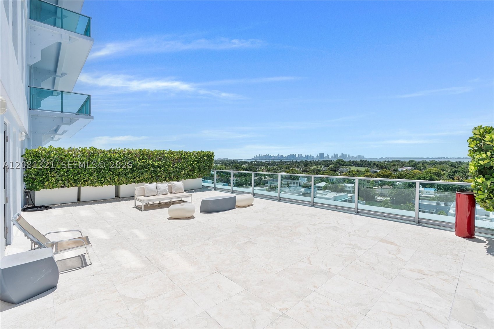 201 Aqua Ave #801, Miami Beach FL 33141