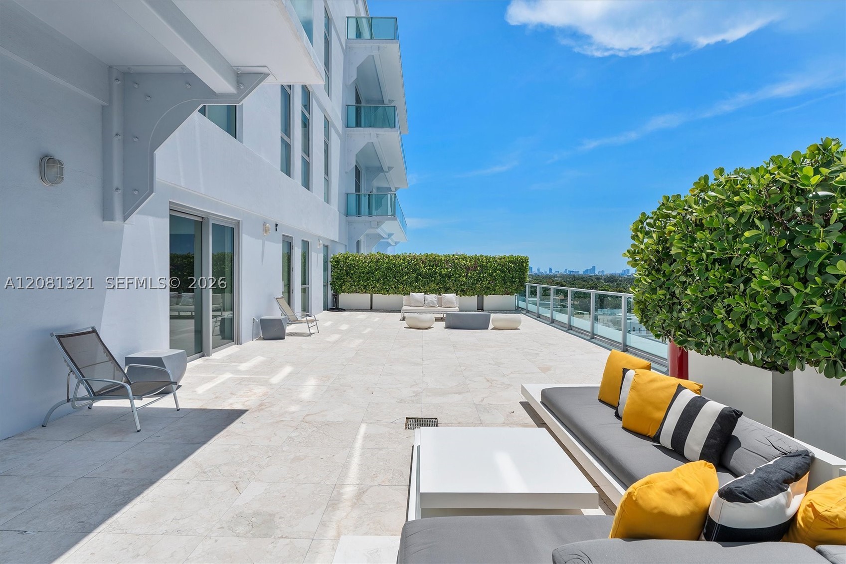 201 Aqua Ave #801, Miami Beach FL 33141