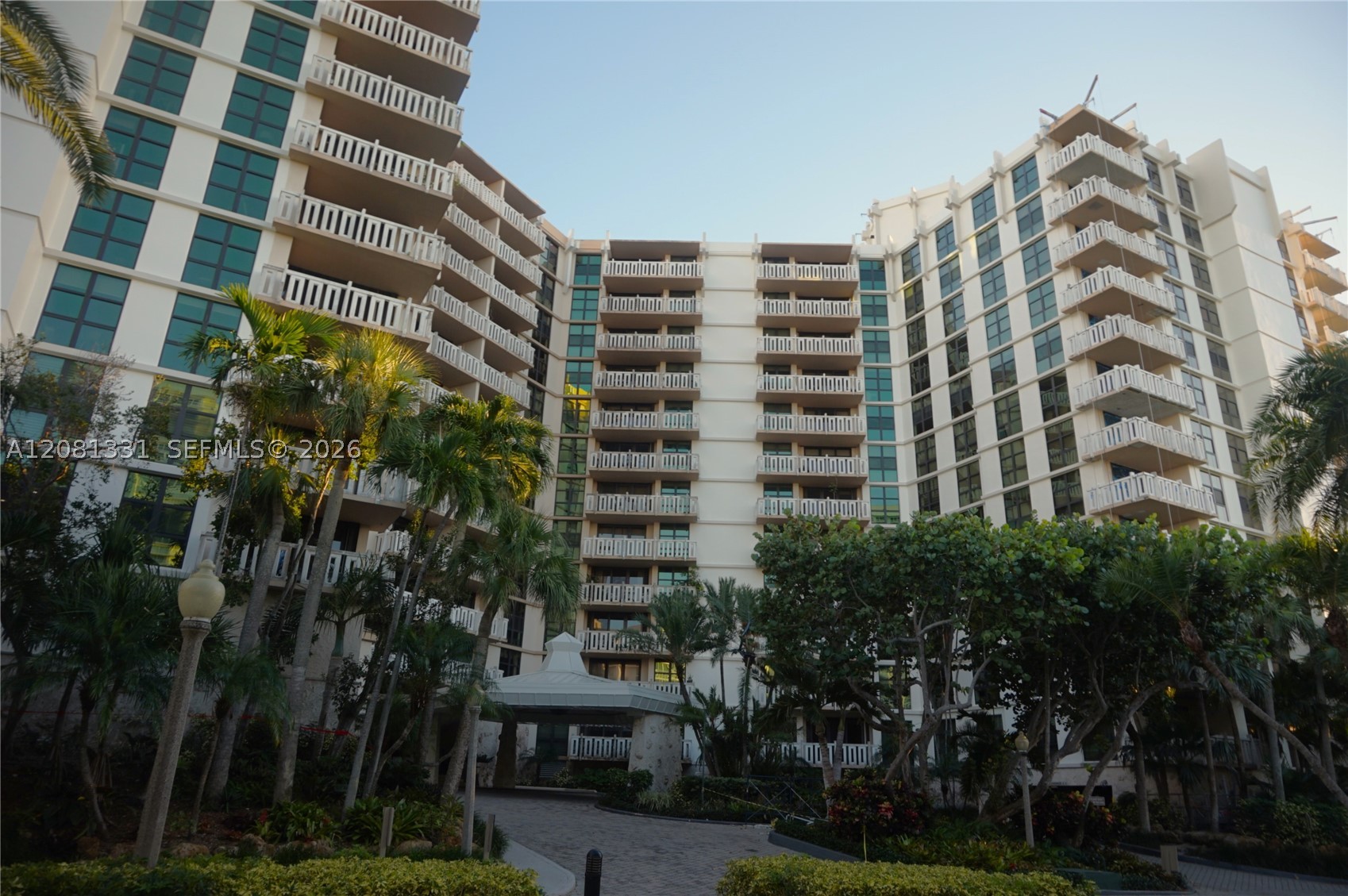 1121 Crandon Blvd #E1006, Key Biscayne FL 33149