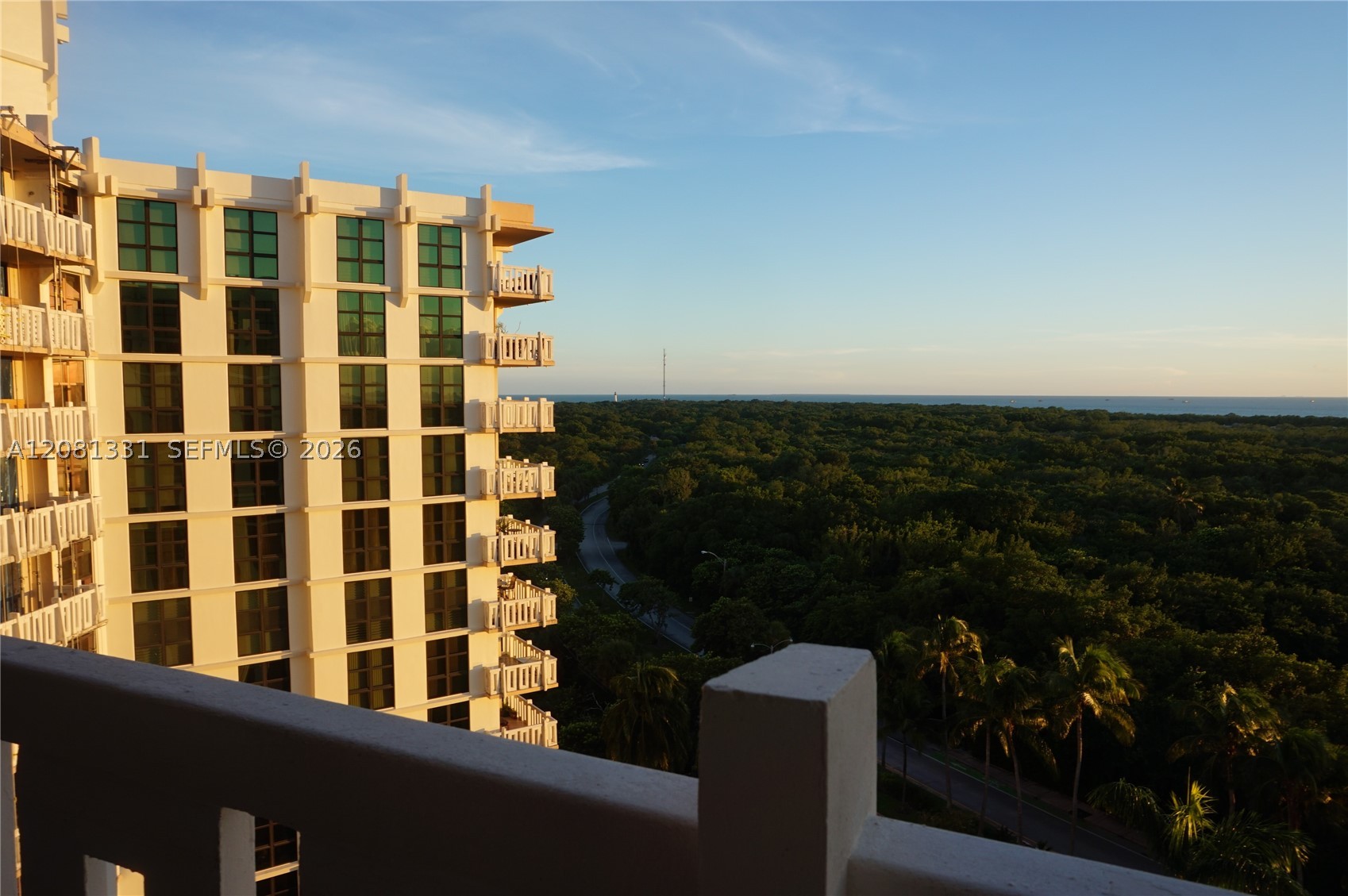 1121 Crandon Blvd #E1006, Key Biscayne FL 33149