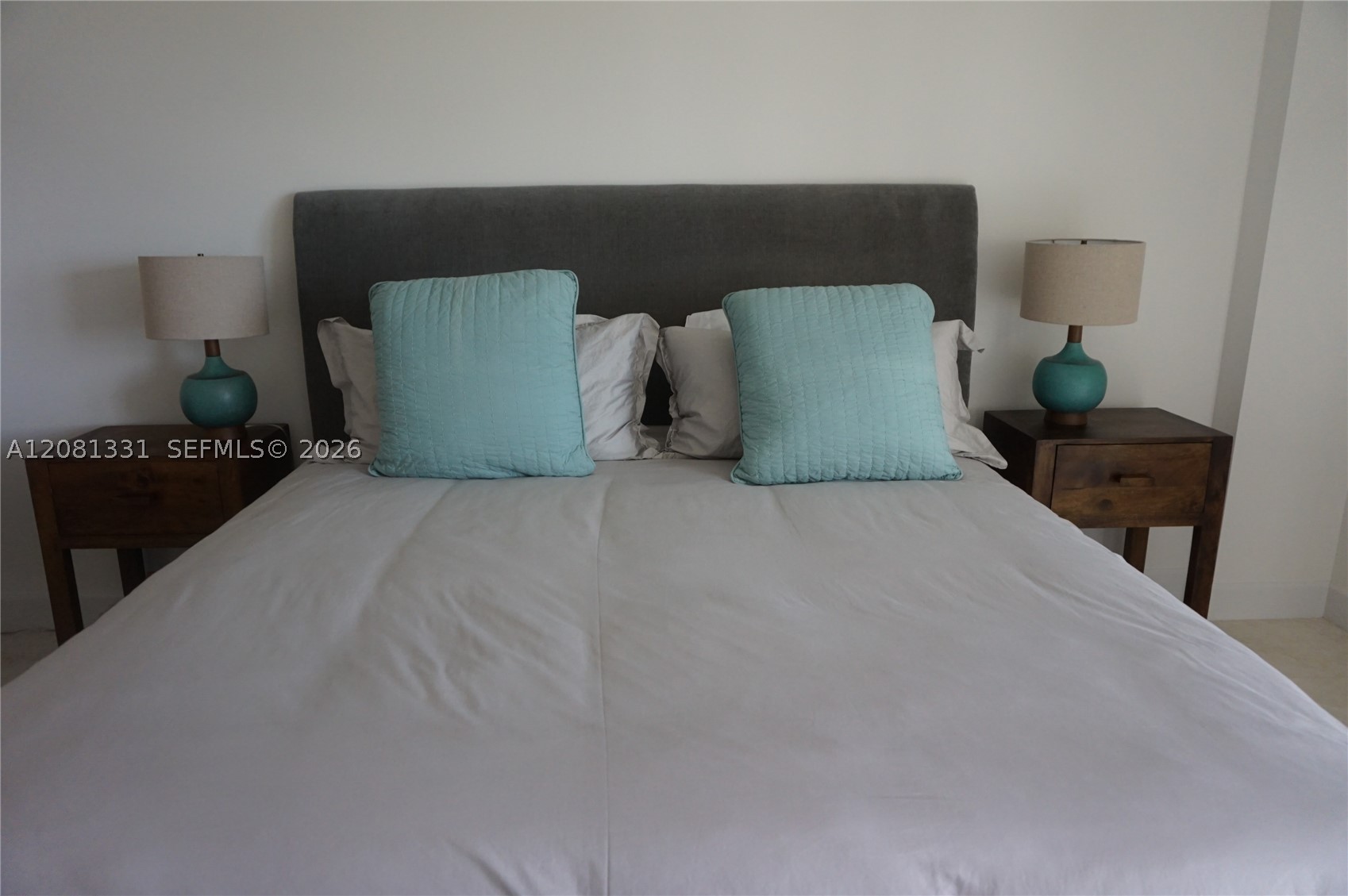 1121 Crandon Blvd #E1006, Key Biscayne FL 33149