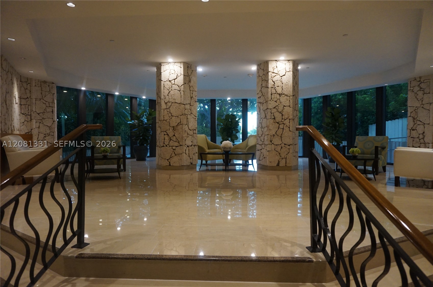 1121 Crandon Blvd #E1006, Key Biscayne FL 33149