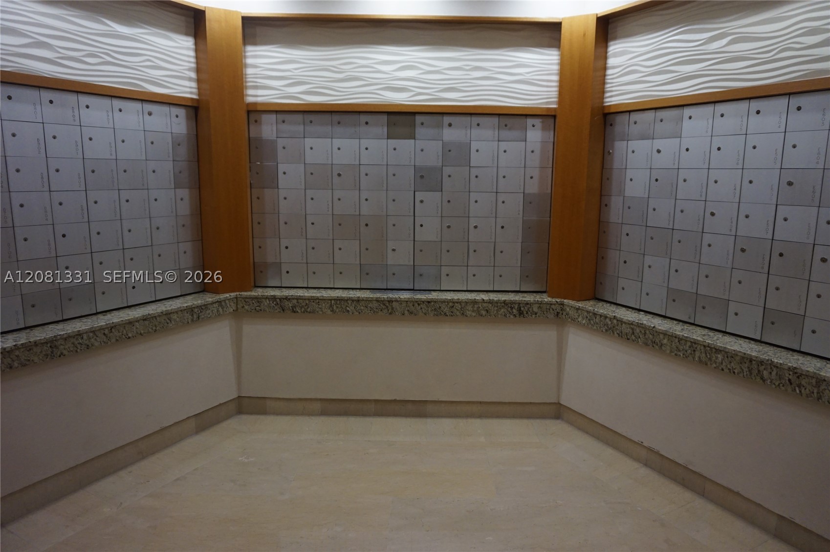 1121 Crandon Blvd #E1006, Key Biscayne FL 33149