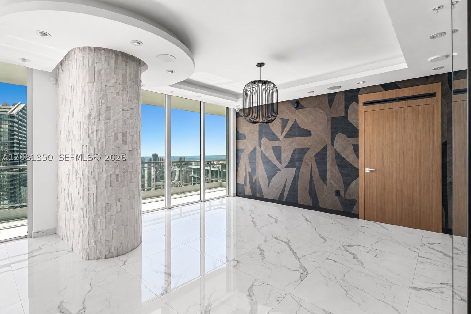 92 SW 3rd St #4003-04, Miami FL 33130